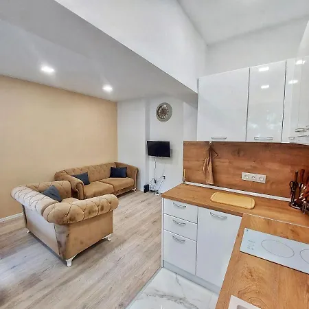 Spacious 2bd With A Nice Terrace * Βάρνα